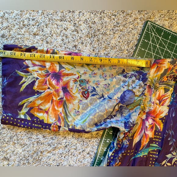 Johnny Was Reversible Silk Kimono with Pockets - Picture 11 of 13